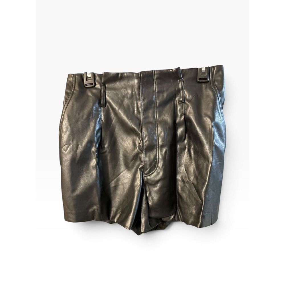 H&M Divided Black Faux Leather High Waisted Shorts Size 6 P/N 0894703 2
